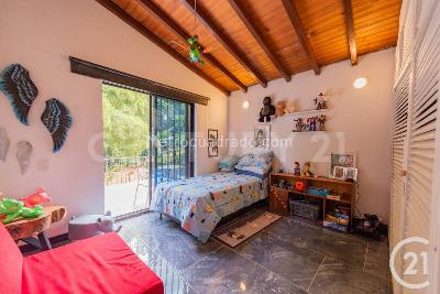 Casa de 5 alcobas en venta en Loma Del Chocho, Envigado, 920 m² · foto 13 de 20