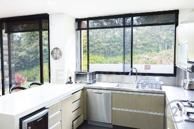 Casa de 4 alcobas en venta en El Poblado, Medellín · foto 10 de 20