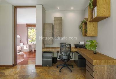 Casa de 4 alcobas en venta en El Poblado, Medellín · foto 16 de 20