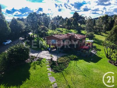 Casa de 3 alcobas en venta en Alto De Las Palmas, Medellín · foto 3 de 19