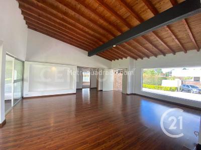 Casa de 4 alcobas en venta en Rionegro, Rionegro, 1550 m² · foto 17 de 20