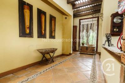 Casa de 4 alcobas en venta en Alto De Las Palmas, Envigado · foto 11 de 20