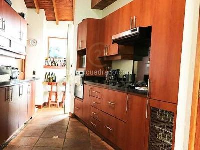 Casa de 4 alcobas en venta en Las Palmas, Medellín · foto 12 de 18
