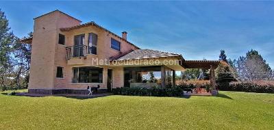 Casa de 3 alcobas en venta en El Escobero, Envigado · foto 2 de 20