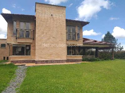 Casa de 3 alcobas en venta en El Escobero, Envigado · foto 6 de 20