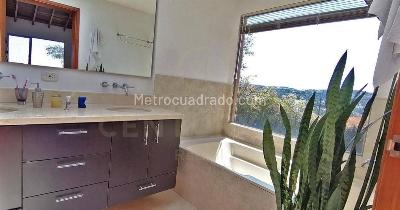 Casa de 3 alcobas en venta en El Escobero, Envigado · foto 16 de 20