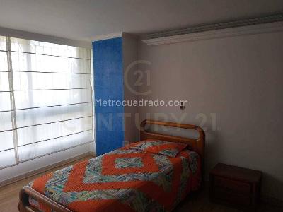 Apartamento de 4 alcobas en venta en El Poblado, Medellín, 271 m² · foto 11 de 19