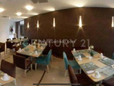 Apartamento de 1 alcoba en venta en Loma De Los Parra, Medellín, 53 m² · foto 7 de 19