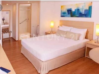 Apartamento de 1 alcoba en venta en Loma De Los Parra, Medellín, 53 m² · foto 15 de 19