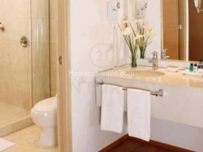 Apartamento de 1 alcoba en venta en Loma De Los Parra, Medellín, 53 m² · foto 16 de 19