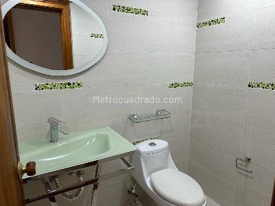 Casa de 5 alcobas en venta en Cabeceras, Rionegro · foto 4 de 19