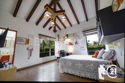 Casa de 3 alcobas en venta en Rionegro, Rionegro, 2000 m² · foto 16 de 20