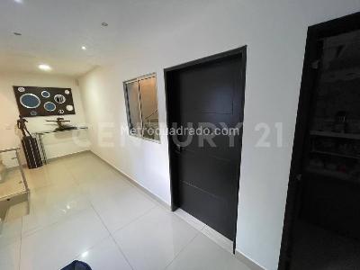 Casa de 3 alcobas en venta en Laureles, Medellín, 206 m² · foto 9 de 20