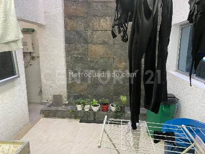 Casa de 3 alcobas en venta en Laureles, Medellín, 206 m² · foto 18 de 20