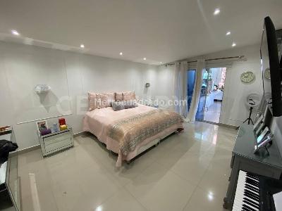 Casa de 3 alcobas en venta en Laureles, Medellín, 206 m² · foto 20 de 20