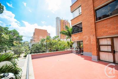 Apartamento en venta en Laureles, Medellín · foto 8 de 20