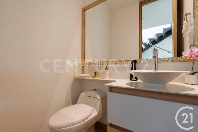 Casa de 3 alcobas en arriendo en Envigado, Envigado, 647 m² · foto 12 de 19