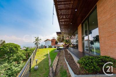 Casa de 4 alcobas en venta en Sabaneta, Sabaneta, 1392 m² · foto 2 de 20