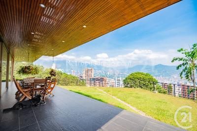 Casa de 4 alcobas en venta en Sabaneta, Sabaneta, 1392 m² · foto 4 de 20