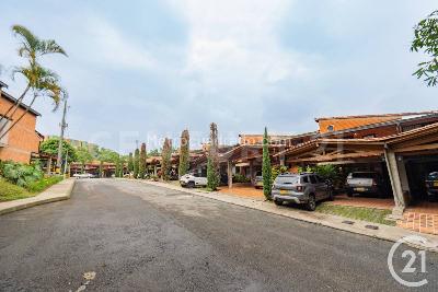 Casa de 3 alcobas en venta en Envigado, Envigado, 280 m² · foto 16 de 20