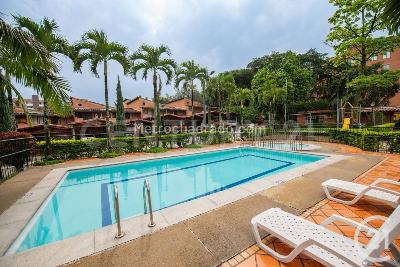 Casa de 3 alcobas en venta en Envigado, Envigado, 280 m² · foto 19 de 20