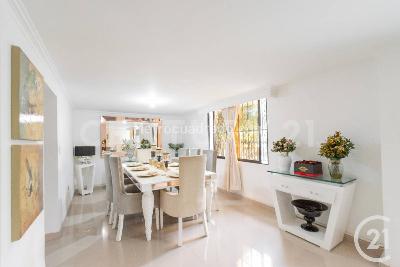 Casa de 5 alcobas en venta en Medellin, Medellín, 189 m² · foto 7 de 20