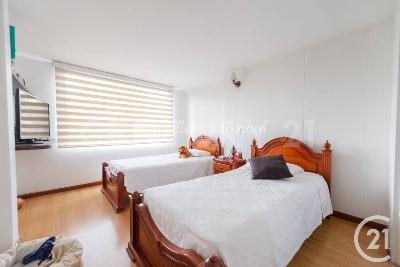 Apartamento de 3 alcobas en venta en El Poblado, Medellín, 99 m² · foto 13 de 18