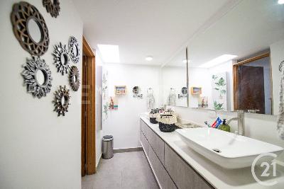 Casa de 4 alcobas en venta en El Poblado, Medellín, 507 m² · foto 9 de 20
