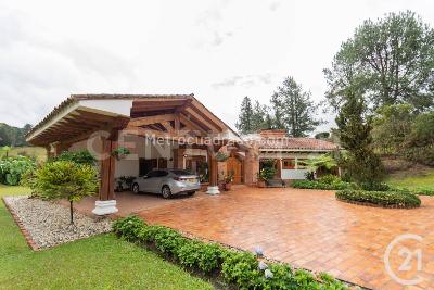 Casa de 3 alcobas en venta en Envigado, Envigado · foto 20 de 20