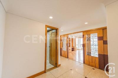 Apartamento de 4 alcobas en venta en Castropol, Medellín, 297 m² · foto 10 de 20