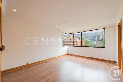 Apartamento de 4 alcobas en venta en Castropol, Medellín, 297 m² · foto 20 de 20