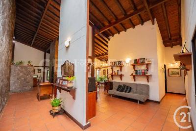 Casa de 4 alcobas en venta en Envigado, Envigado · foto 3 de 20