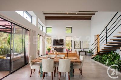 Casa de 4 alcobas en venta en Envigado, Envigado · foto 5 de 20