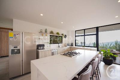 Casa de 4 alcobas en venta en Envigado, Envigado · foto 9 de 20