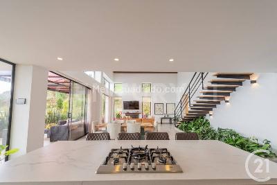 Casa de 4 alcobas en venta en Envigado, Envigado · foto 11 de 20