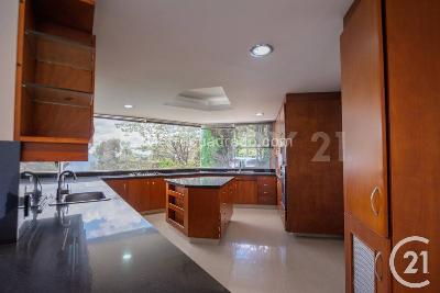 Casa de 3 alcobas en venta en El Poblado, Medellín · foto 13 de 20