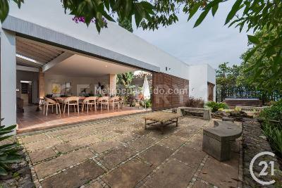 Casa de 4 alcobas en venta en Loma De Las Brujas, Envigado, 1631 m² · foto 3 de 20