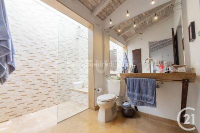Casa de 4 alcobas en venta en Loma De Las Brujas, Envigado, 1631 m² · foto 15 de 20