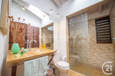 Casa de 4 alcobas en venta en Loma De Las Brujas, Envigado, 1631 m² · foto 19 de 20
