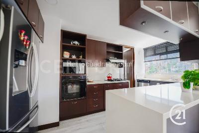 Apartamento de 2 alcobas en venta en Loma De Los Parra, Medellín, 163 m² · foto 12 de 18