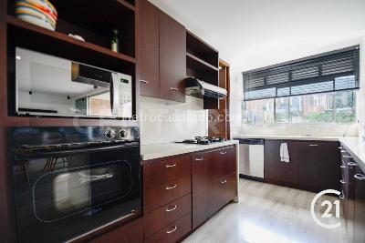 Apartamento de 2 alcobas en venta en Loma De Los Parra, Medellín, 163 m² · foto 14 de 18