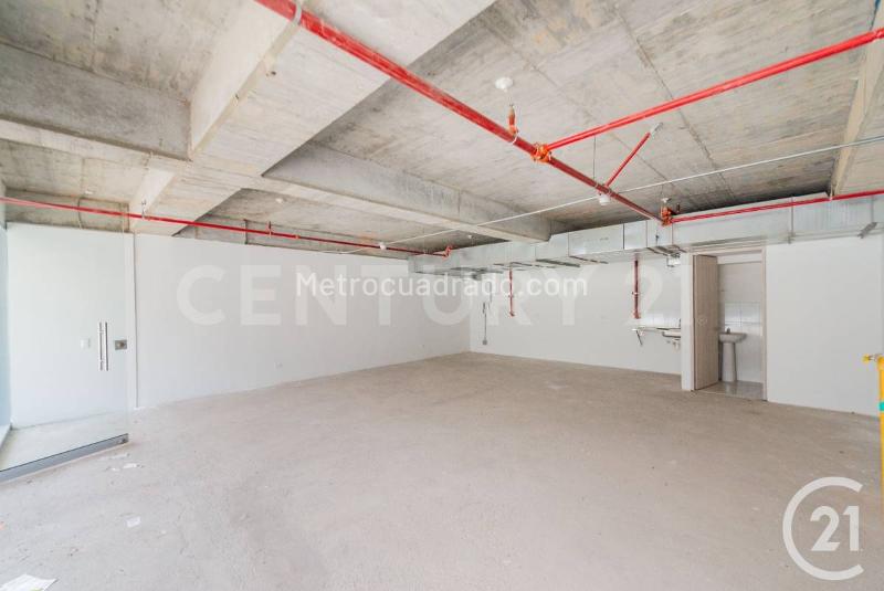 Local Comercial en Arriendo, Niquia, Bello - Más