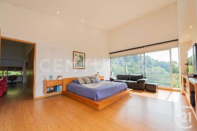 Casa de 5 alcobas en venta en El Poblado, Medellín · foto 10 de 20