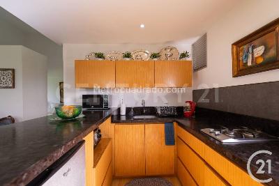 Casa de 5 alcobas en venta en El Poblado, Medellín · foto 19 de 20