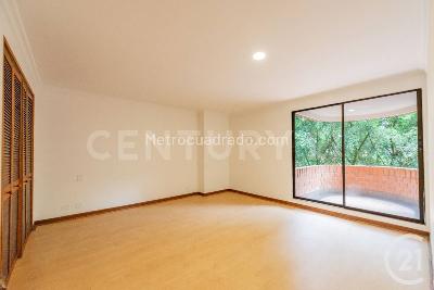 Apartamento de 3 alcobas en venta en El Poblado, Medellín, 232 m² · foto 6 de 20