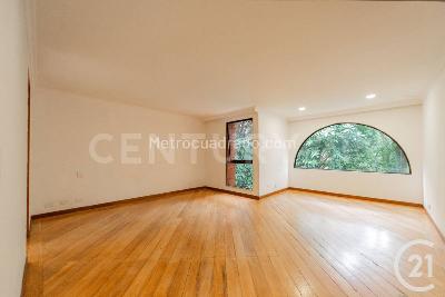 Apartamento de 3 alcobas en venta en El Poblado, Medellín, 232 m² · foto 16 de 20