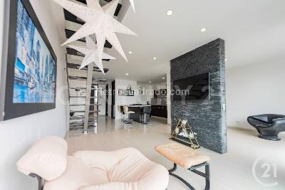 Apartamento de 2 alcobas en venta en Laureles, Medellín, 128 m² · foto 3 de 16