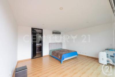 Apartamento de 2 alcobas en venta en Laureles, Medellín, 128 m² · foto 12 de 16