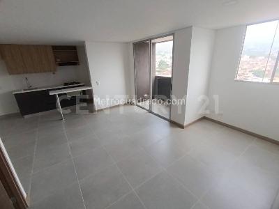 Apartamento de 2 alcobas en venta en Itagui, Itagüí, 62 m² · foto 2 de 10