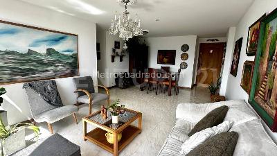 Apartamento de 3 alcobas en venta en El Poblado, Medellín, 97 m² · foto 2 de 20